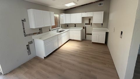 2612 9th Ave W