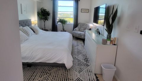 701 S Madison Ave  414