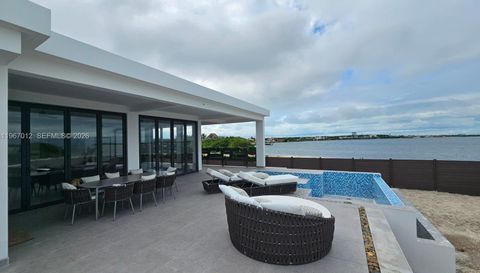 42A Barrier Reef Drive