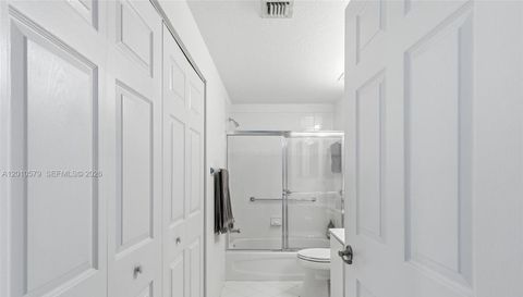 7765 Yardley Dr