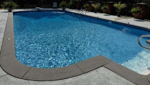 4806 Greenhill Blvd NW