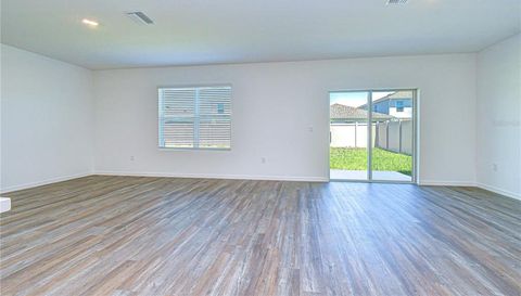 32463 WEATHERED OAK DRIVE