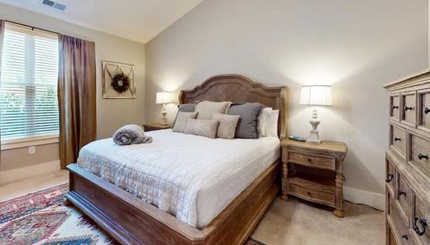 14 E Saddle Notch Ln