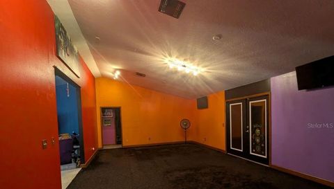 2220 EMPEROR DRIVE