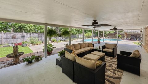 125 Lexington Dr