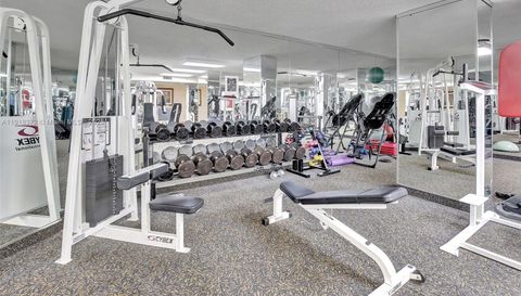 3500 Mystic Pointe Dr