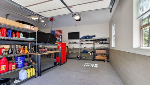 1625 River Bluffs Dr