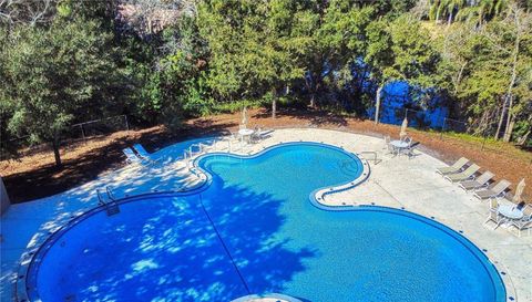 71 CARRIAGE CREEK WAY