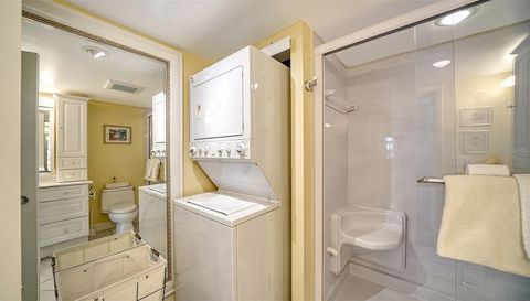 800 BENJAMIN FRANKLIN DRIVE