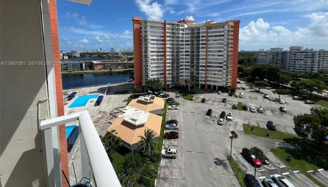 1301 Ne Miami Gardens Dr