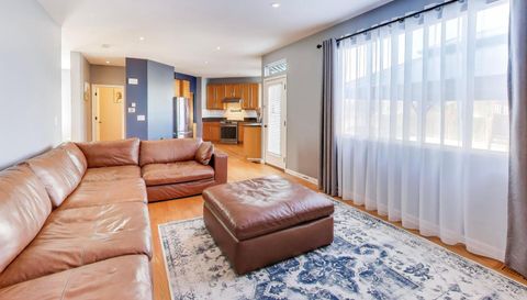 1605 Cascade Ridge Drive