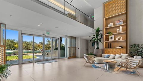 1020 SUNSET POINT ROAD