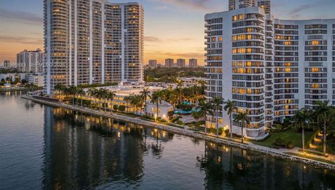 3600 Mystic Pointe Dr