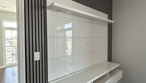 3234 N CENTRAL Avenue