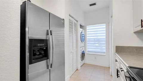 4921 SW 140th Terrace