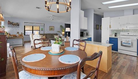 1717 PALM AIRE DRIVE