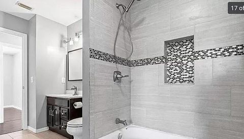 2232 NE 13th Ave