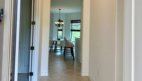 7476 Moorgate Point Way