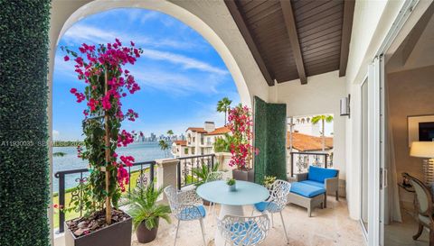 2245 Fisher Island Dr