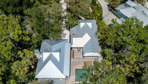 715 Eagle Point