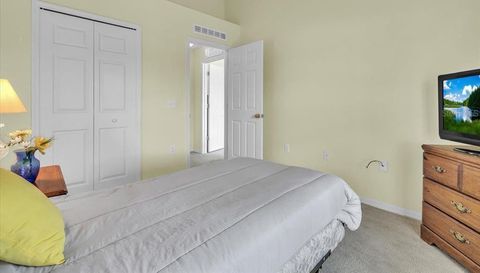 24483 LAKESIDE MANOR