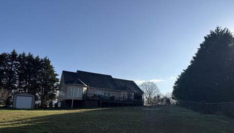 2458 Post Rd