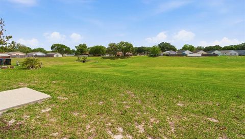 1537 RIDGE POINTE DRIVE