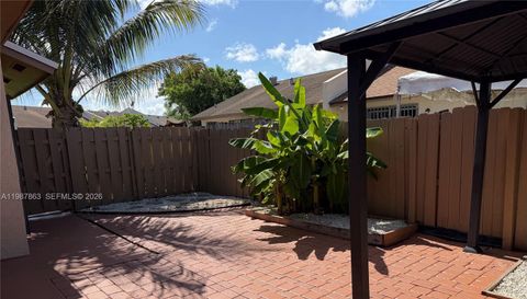 1419 Yellowthroat St