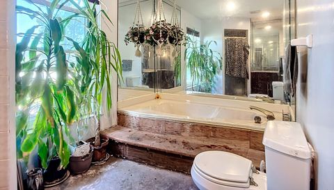 1369 Brookside Dr