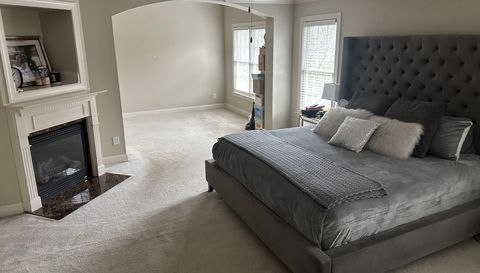 5185 Barrington Trace Dr SW