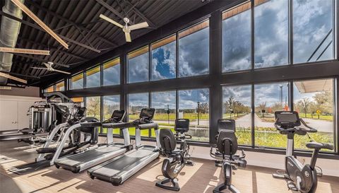 2554 CLAYMORE STREET