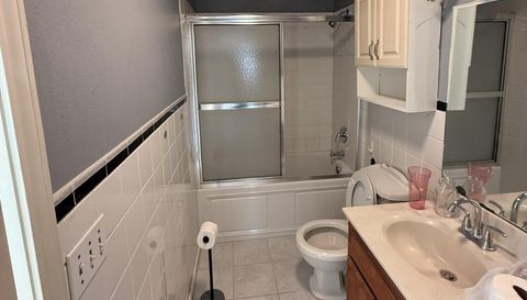 4908 S Clear Creek Rd