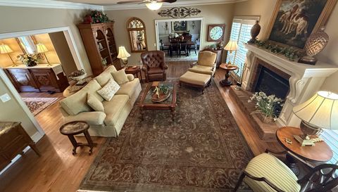 3294 Fox Hunt Trail NW