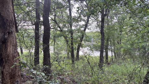 153 Post Oak Cove