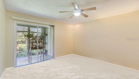 2 Vista Gardens