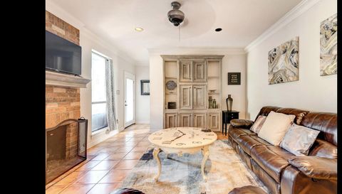 8427 Pheasant Glen Dr