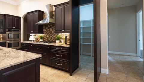 9468 WATERFORD OAKS DRIVE