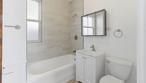 3252 E 136th Street