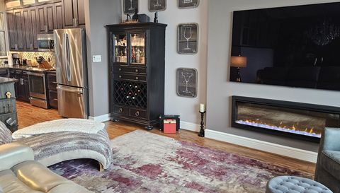 333 W Trade St Unit 1202 Charlotte