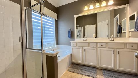 1105 Prairie Heights Dr