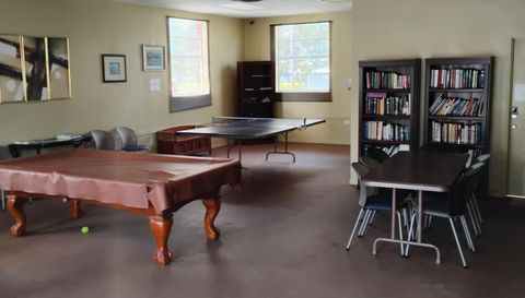 3660 NE 166th St APT 607