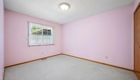 2639 Lake Court Circle