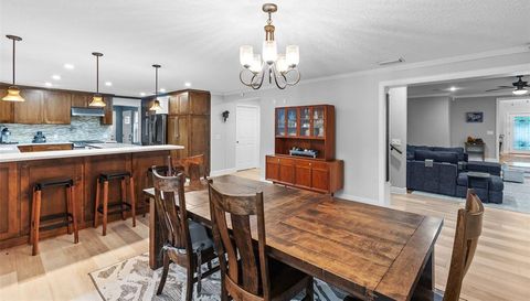 28042 LINDENHURST DRIVE