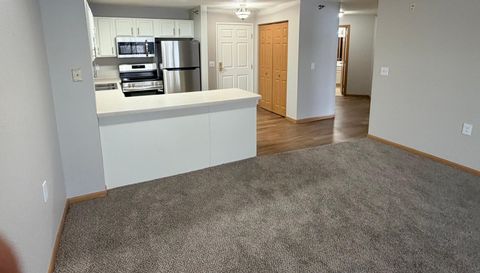 1321 Lake Drive W