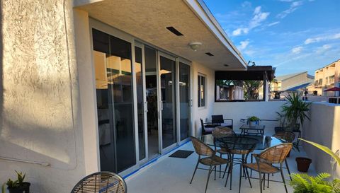 9195 Fontainebleau Blvd APT 6