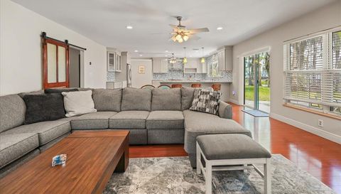 9118 EDGEWATER DRIVE