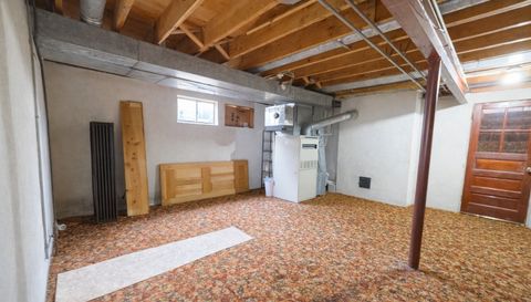 8 N Greenwood Avenue