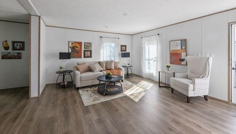 101 Blades Village Dr