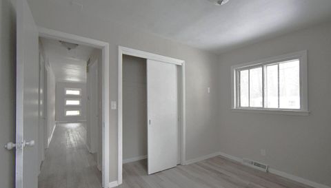 2426 Montgomery Ave NW