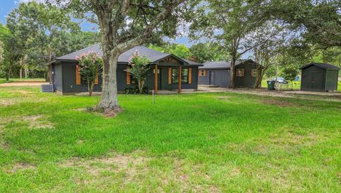 4922 County Road 937b